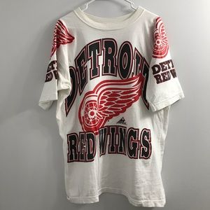 Detroit red wings single stitch graphic t shirt